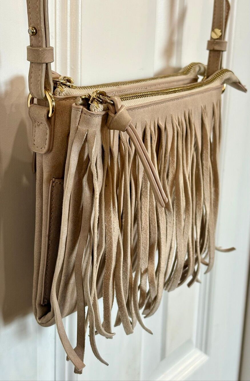 OLD NAVY - Boho Fringe Crossbody in Tan Faux Suede. Lightweight & Clean
